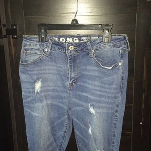 Light Wash Ripped Jeans